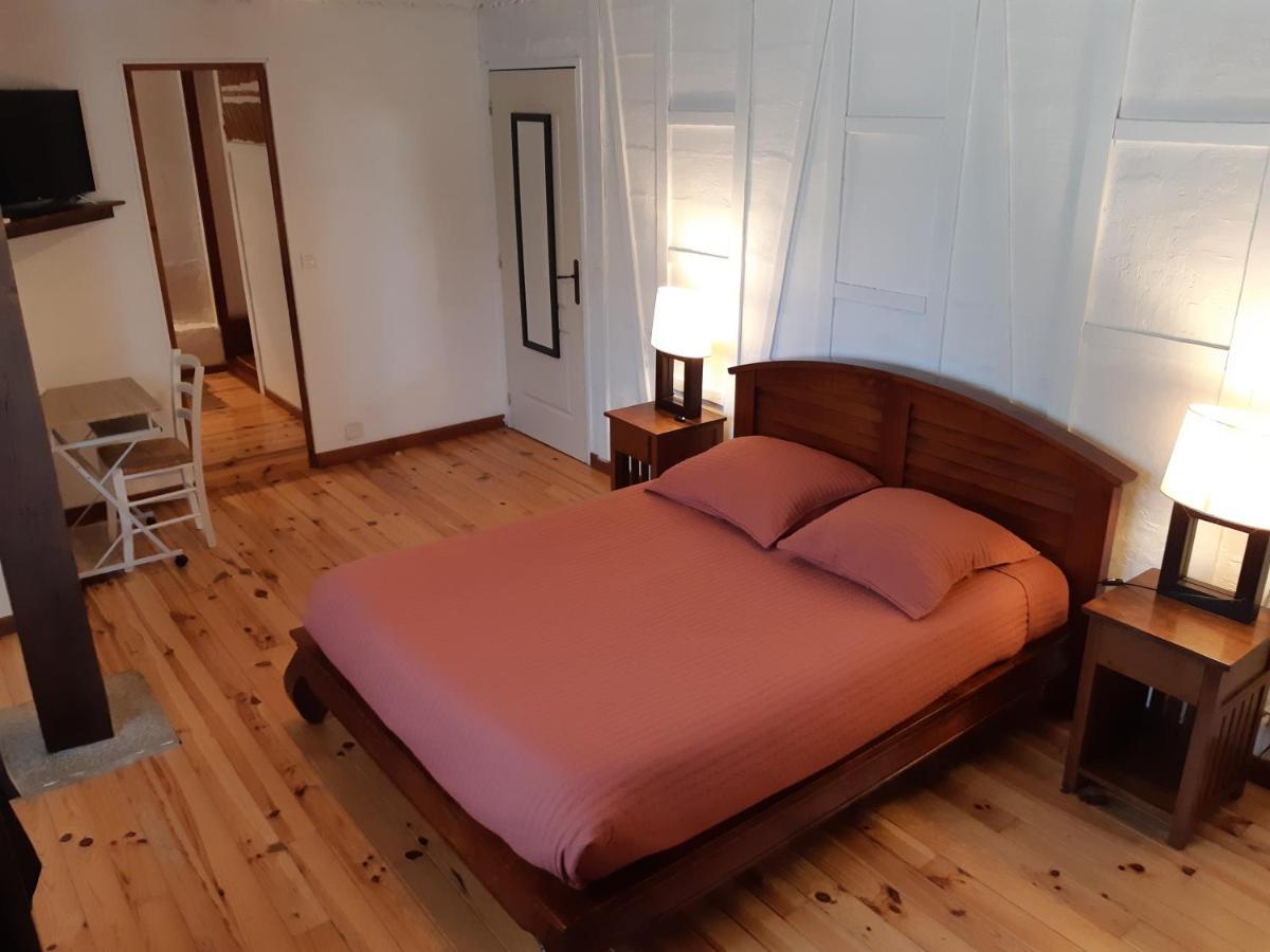 Bed and Breakfast Le Moulin De Saubrigues Habitación foto