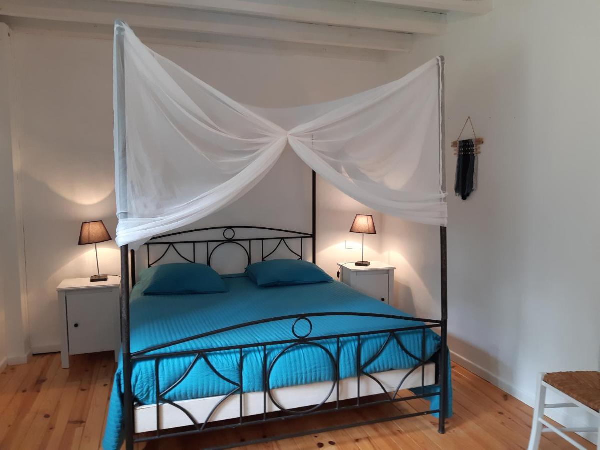 Bed and Breakfast Le Moulin De Saubrigues Habitación foto