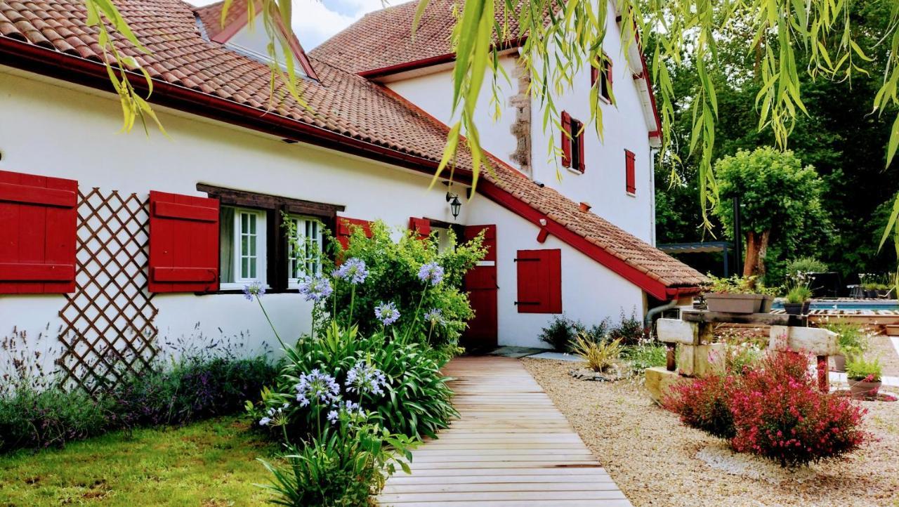 Bed and Breakfast Le Moulin De Saubrigues Exterior foto