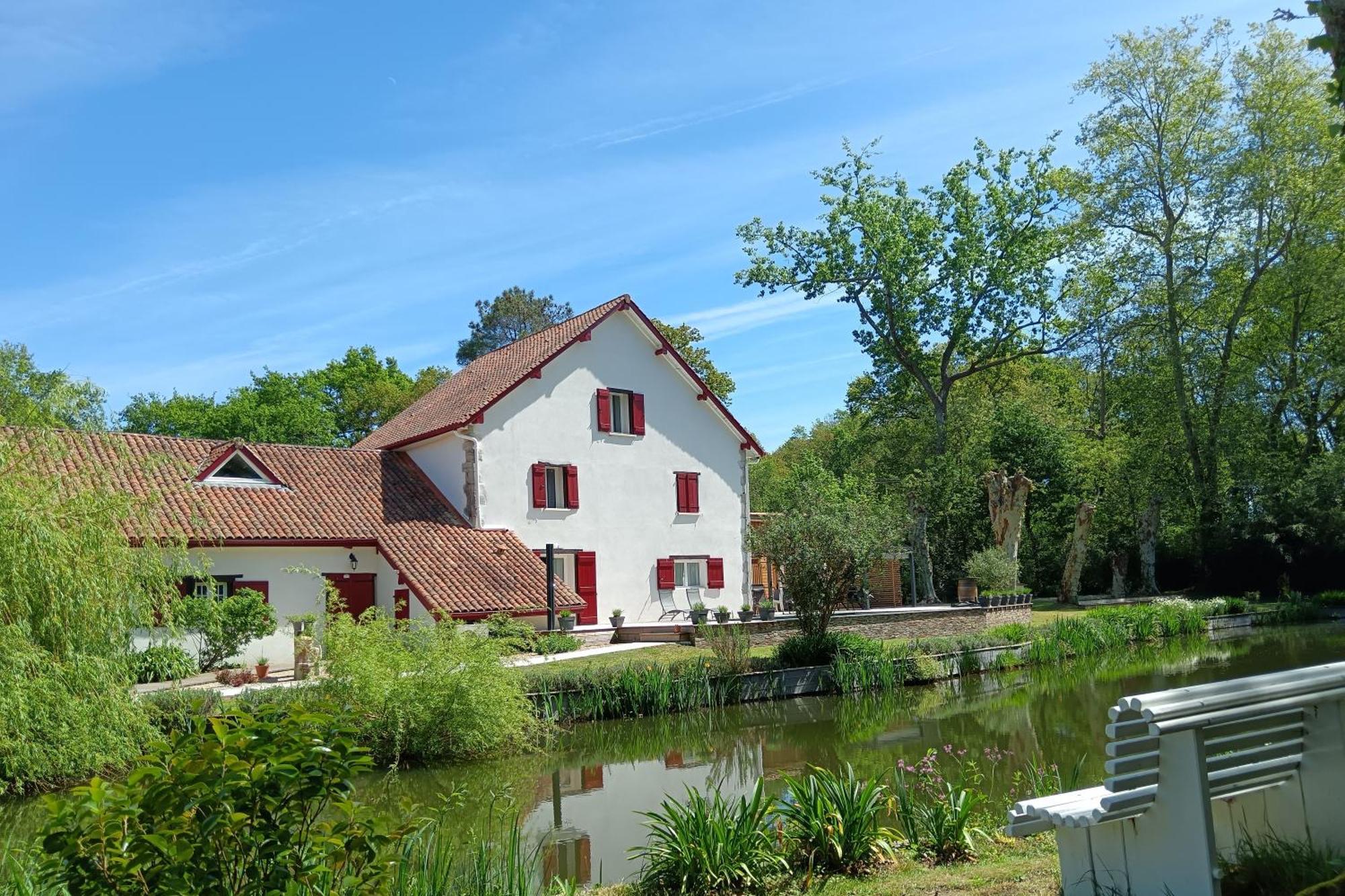 Bed and Breakfast Le Moulin De Saubrigues Exterior foto